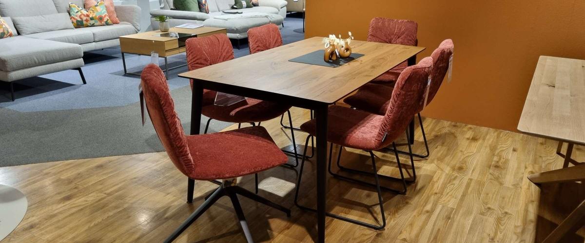 Esstischgruppe Mod. Global Saltino/Pelle