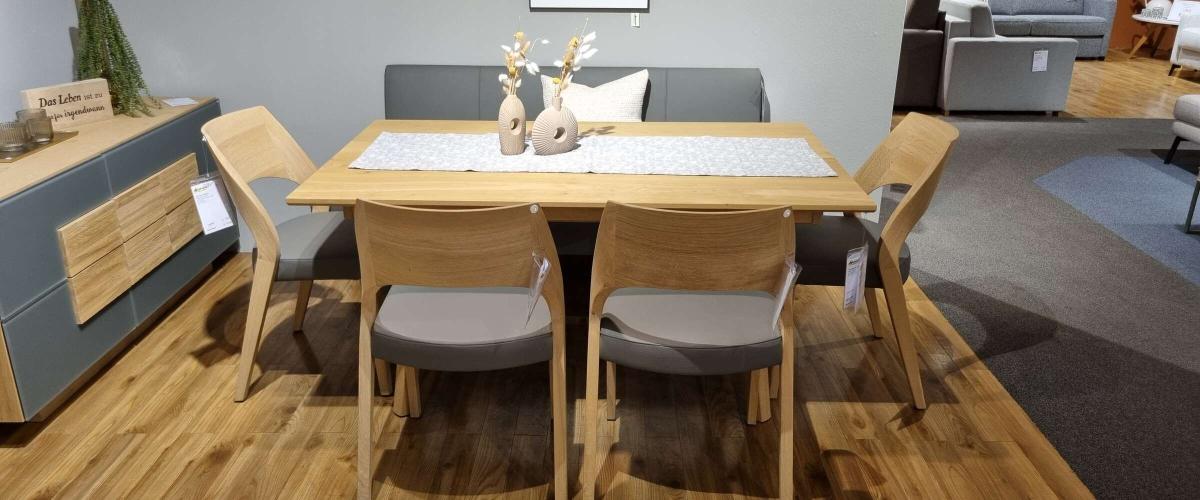 Gruppo tavolo da pranzo V-Montana VOGLAUER